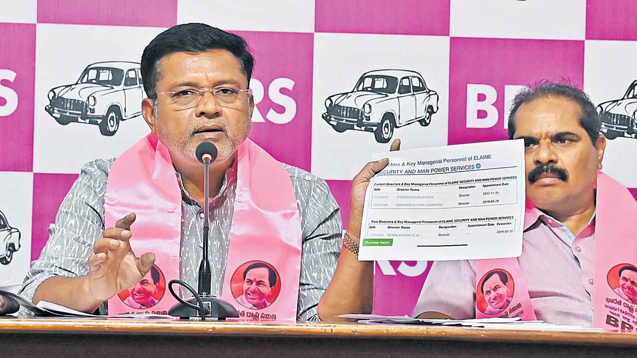 దందాలకు అడ్డాగా శ్రీధర్బాబు ఆఫీస్