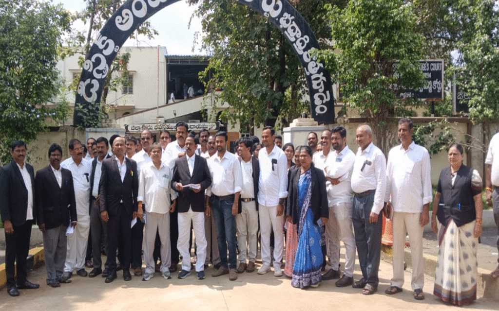 Ramavaram : సుప్రీం ప్రధాన న్యాయమూర్తిపై దాడి హేమమైన చర్య : లక్కినేని సత్యనారాయణ
