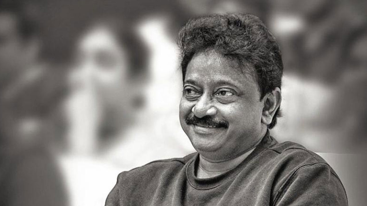 Ram Gopal Varma | మళ్లీ బాలీవుడ్ బాట పట్టిన రామ్ గోపాల్ వర్మ.. ‘పోలీస్ స్టేషన్ మే భూత్’తో రీఎంట్రీ!