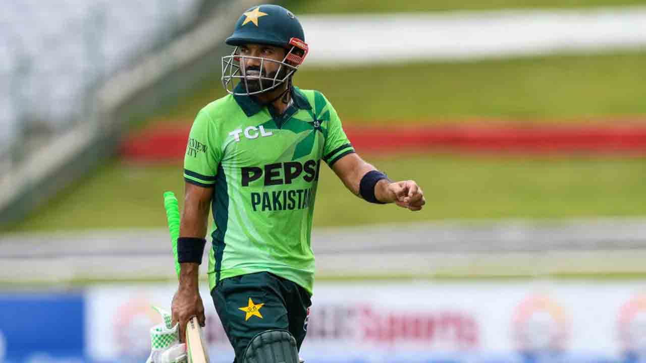 Rizwan | పాక్ క్రికెట్‌లో మరో రచ్చ.. సెంట్రల్ కాంట్రాక్ట్ తిరస్కరించిన మాజీ కెప్టెన్..!