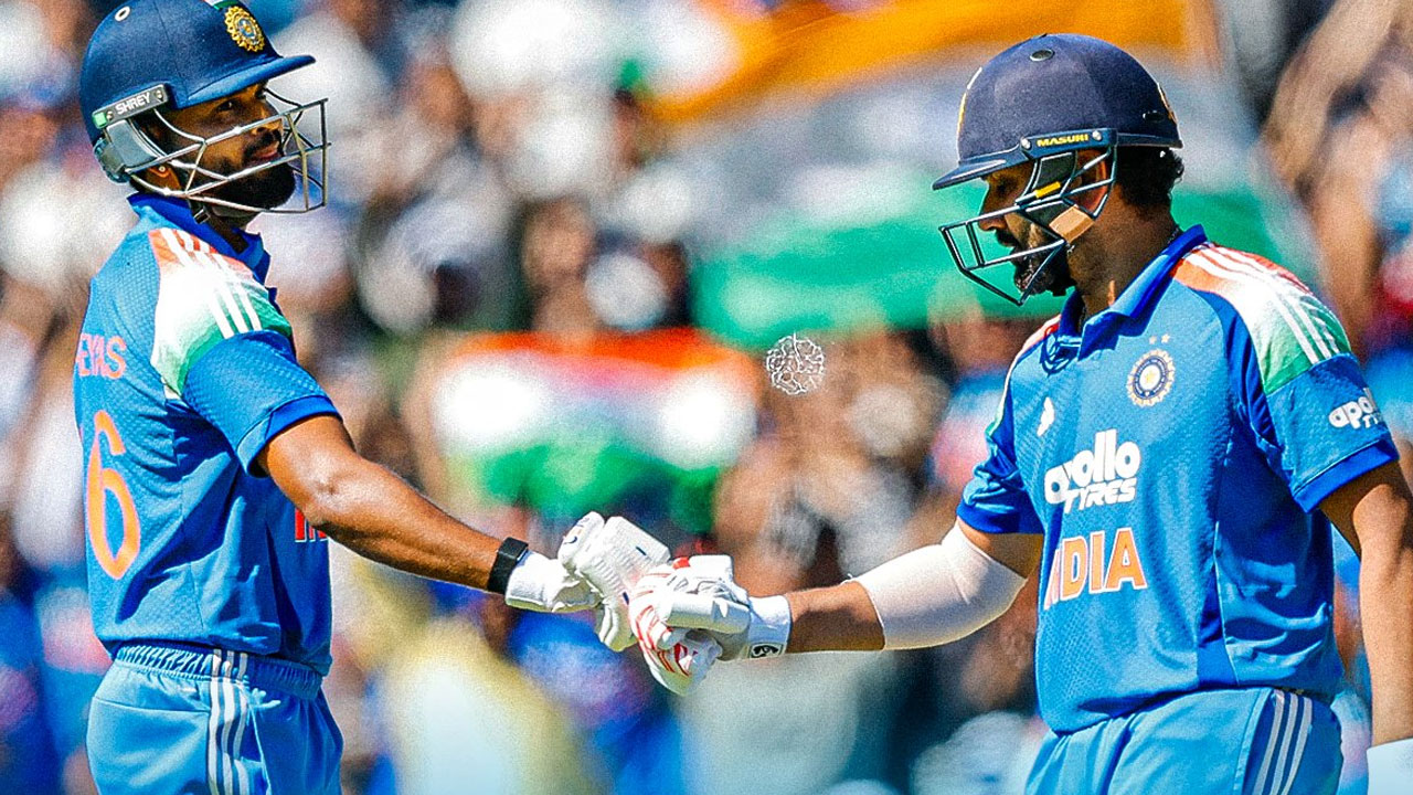 AUSvIND: అడిలైడ్ వ‌న్డేలో ఆస్ట్రేలియా టార్గెట్ 265