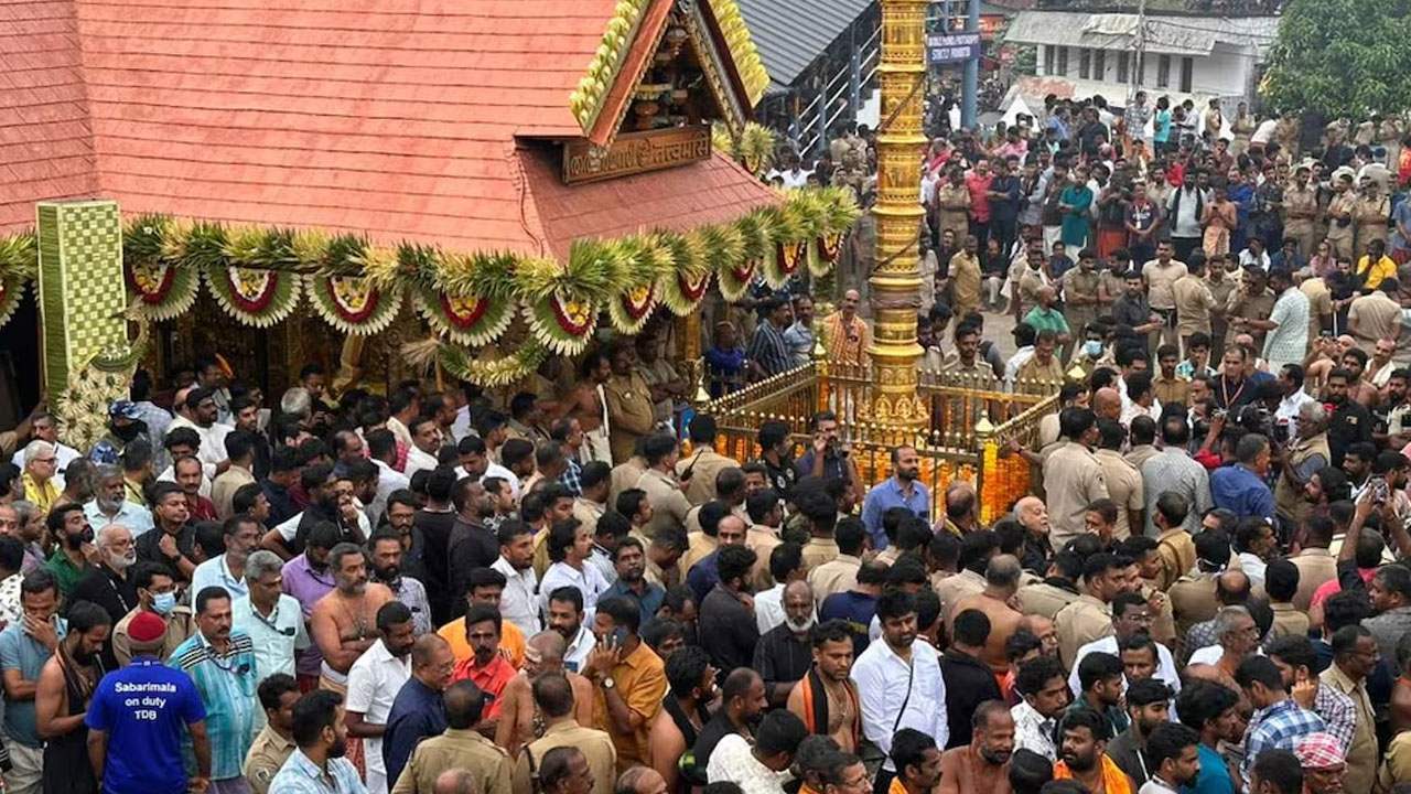 Sabarimala Pilgrimage: శ‌బ‌రిమ‌ల అయ్య‌ప్ప ద‌ర్శ‌నం.. న‌వంబ‌ర్ 1 నుంచి ఆన్‌లైన్‌ బుకింగ్ ప్రారంభం