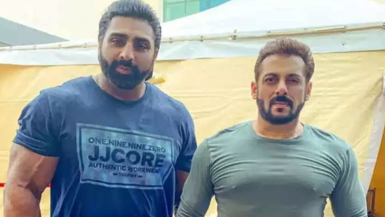 Varinder Ghuman |  ఇండ‌స్ట్రీలో మ‌రో విషాదం.. ప్ర‌ముఖ న‌టుడు గుండెపోటుతో మృతి