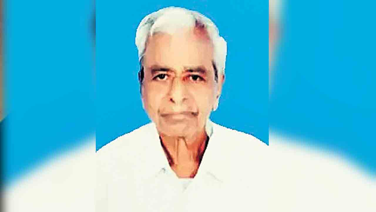 సీనియర్‌ జర్నలిస్ట్‌ సీఆర్‌ నాయుడు మృతి