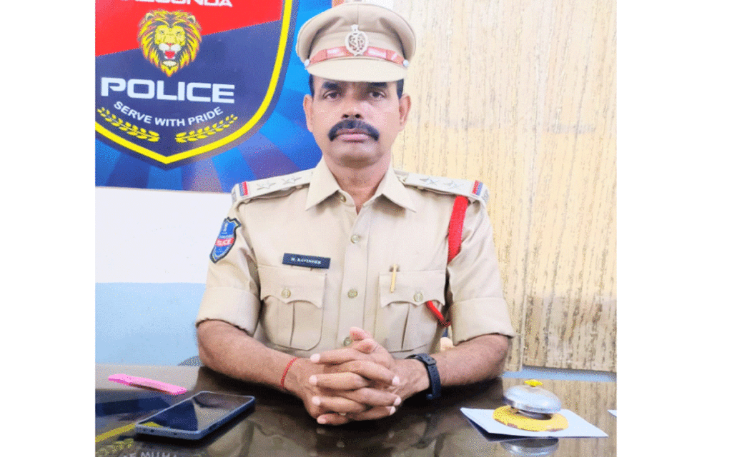 Kattangur : మెగా జాబ్ మేళాను సద్వినియోగం చేసుకోవాలి : ఎస్ఐ రవీందర్