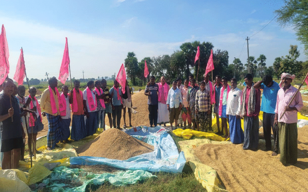 Thungathurthy : ధాన్యం కొనుగోలు కేంద్రాల్లో వెంటనే కాంటాలు ప్రారంభించాలి : సీతయ్య