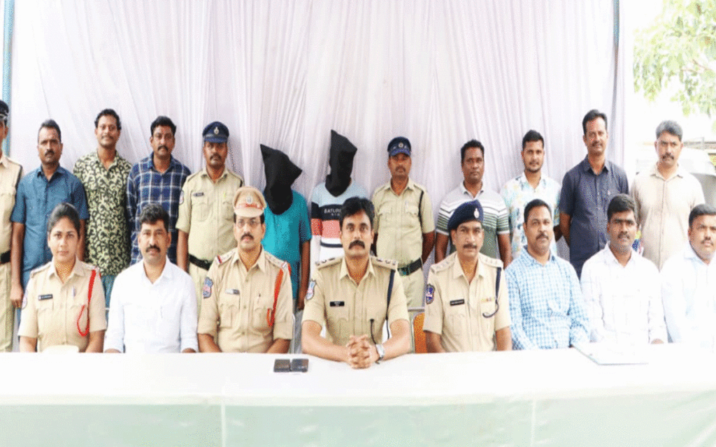 Kothagudem Town : రెండున్నర కోట్ల విలువైన గంజాయి పట్టివేత