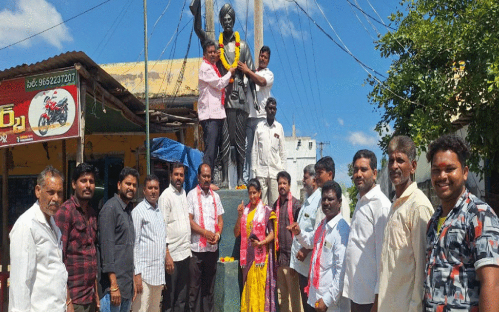 Tekulapalli : టేకులపల్లిలో కొమురం భీమ్‌ జయంతి వేడుకలు