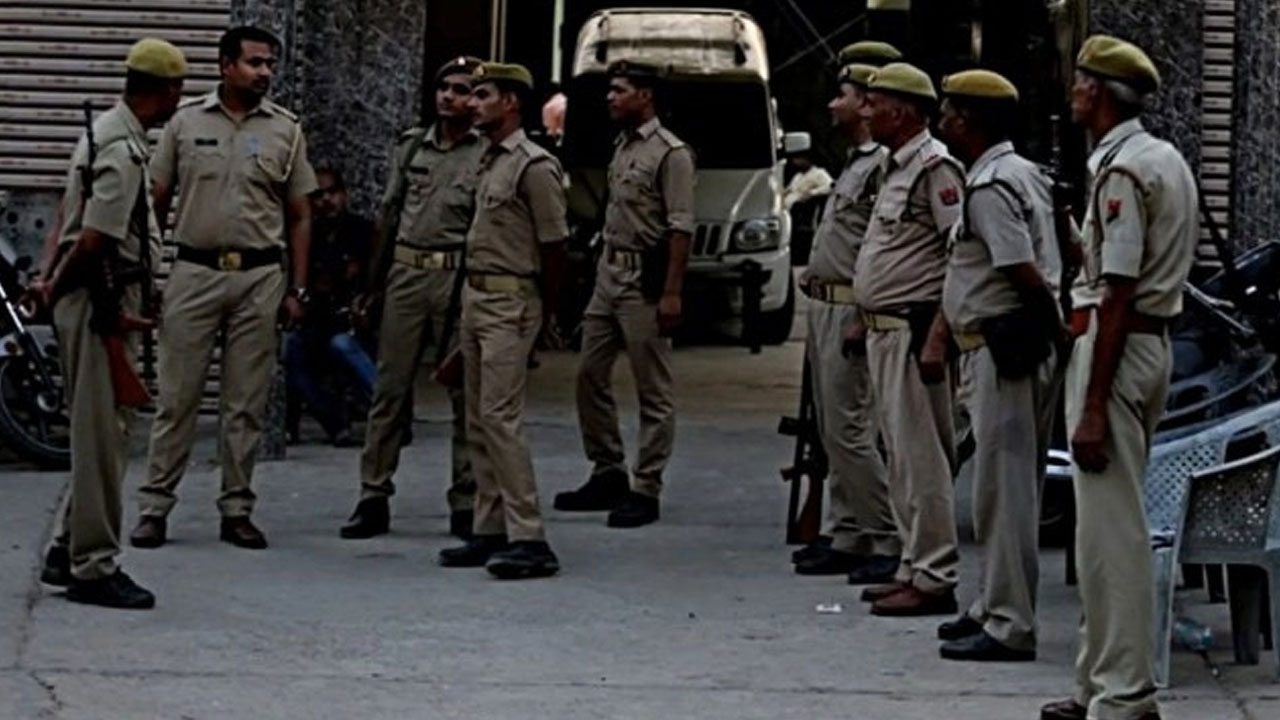 Police Suspended: 11 మంది పోలీసుల‌ను స‌స్పెండ్ చేసిన డీజీపీ