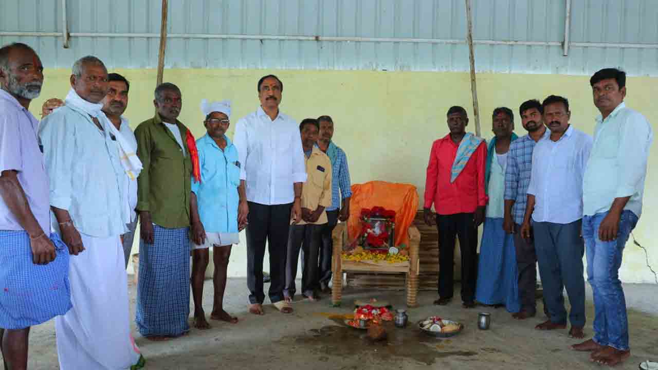 Valmiki Maharishi | వాల్మీకి మహర్షి జీవితం స్ఫూర్తిదాయకం : ఎమ్మెల్యే సంజయ్ కుమార్