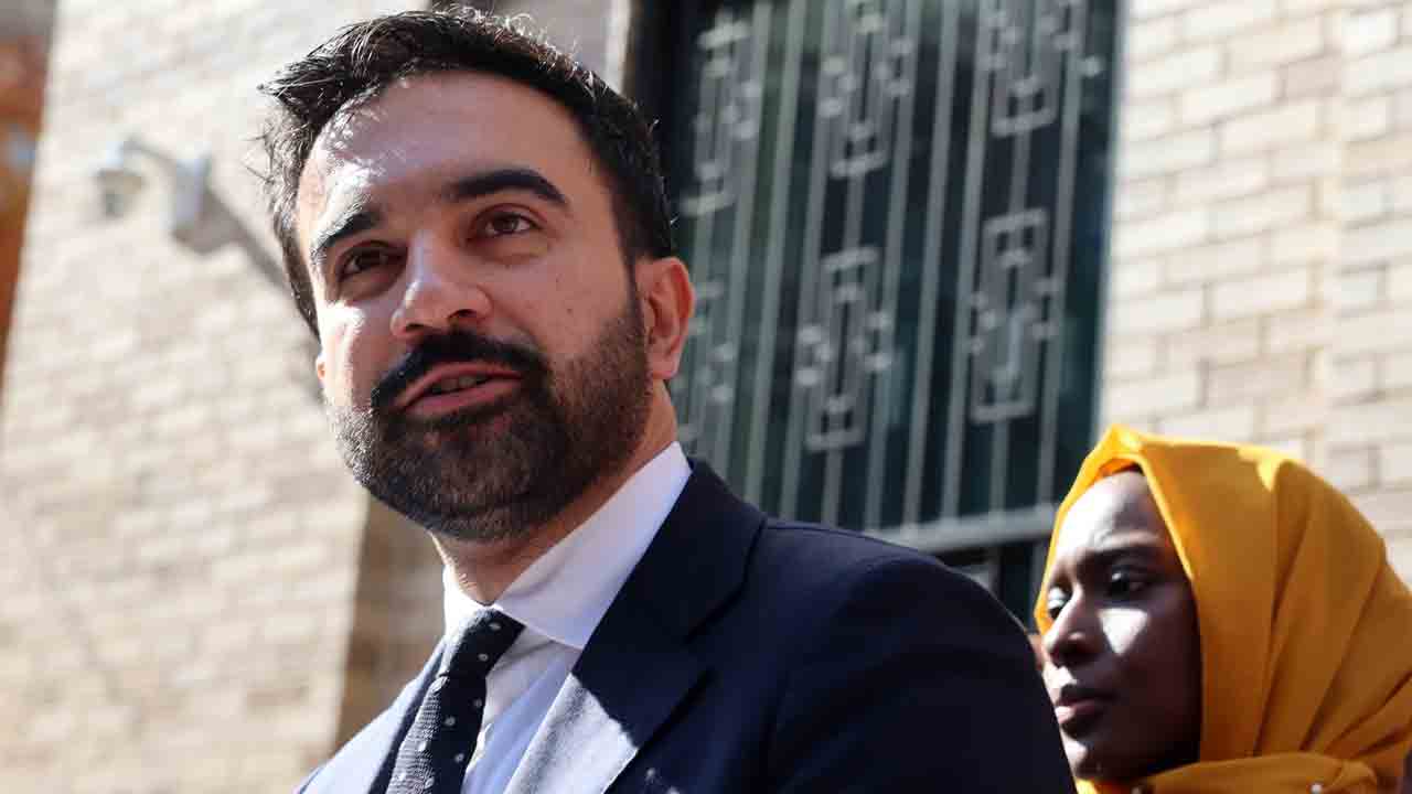 న్యూయార్క్‌ మేయర్‌ ఎన్నికల్లో మమ్దానీ ముందంజ