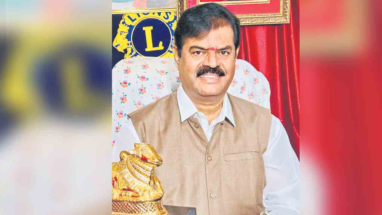 ‘దీక్ష’ కోసం ప్రత్యేకగీతం