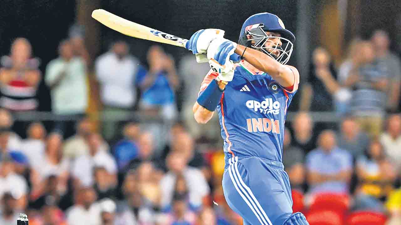 భారత్‌దే పైచేయి.. నాలుగో టీ20లో టీమ్‌ఇండియా ఘనవిజయం