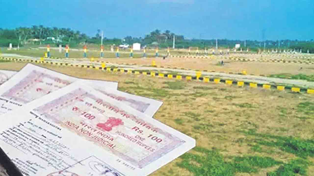 భూముల మార్కెట్‌ విలువ భారీగా పెంపు.. జూబ్లీహిల్స్‌ పోరు ముగియగానే రిజిస్ట్రేషన్‌ చార్జీల వడ్డన !