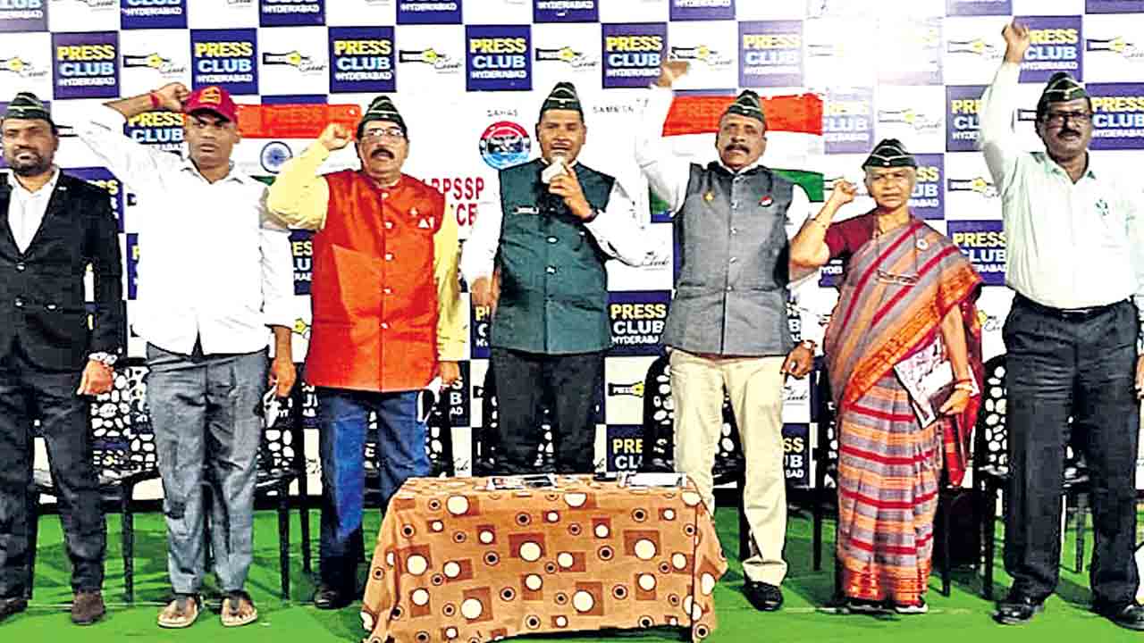 రేవంత్‌ రెడ్డి చీప్‌ వ్యాఖ్యలు మానుకో… భారత సైనికుల ఆత్మైస్థెర్యాన్ని దెబ్బతీసేలా మాట్లాడుతావా