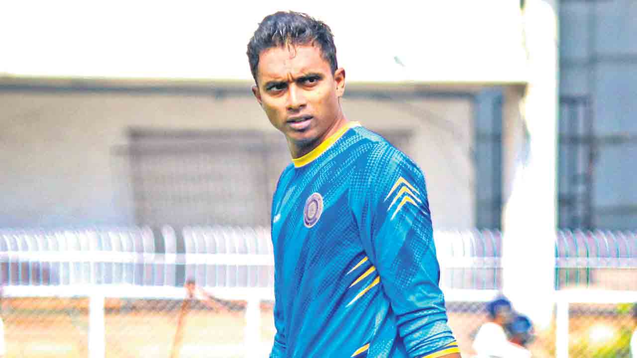 హైదరాబాద్‌కు భారీ ఆధిక్యం