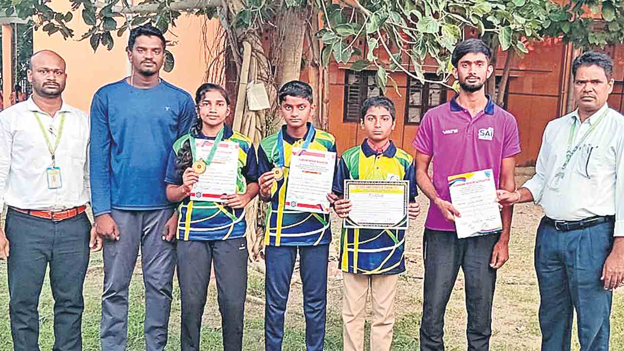 జాతీయ ఆర్చరీ పోటీలకు విద్యార్థుల ఎంపిక