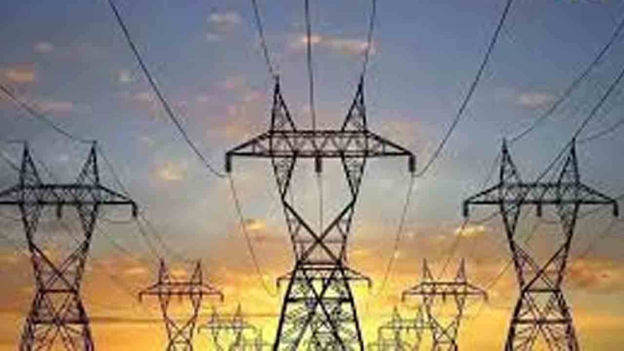 పరిశ్రమలపై 1,025 కోట్ల బాదుడు!