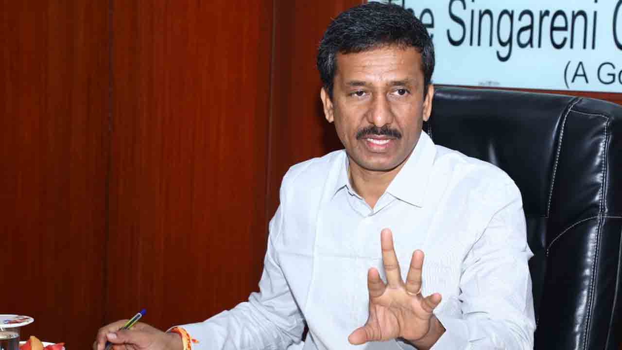 వేలంలో పది గనులనైనా సాధిస్తాం