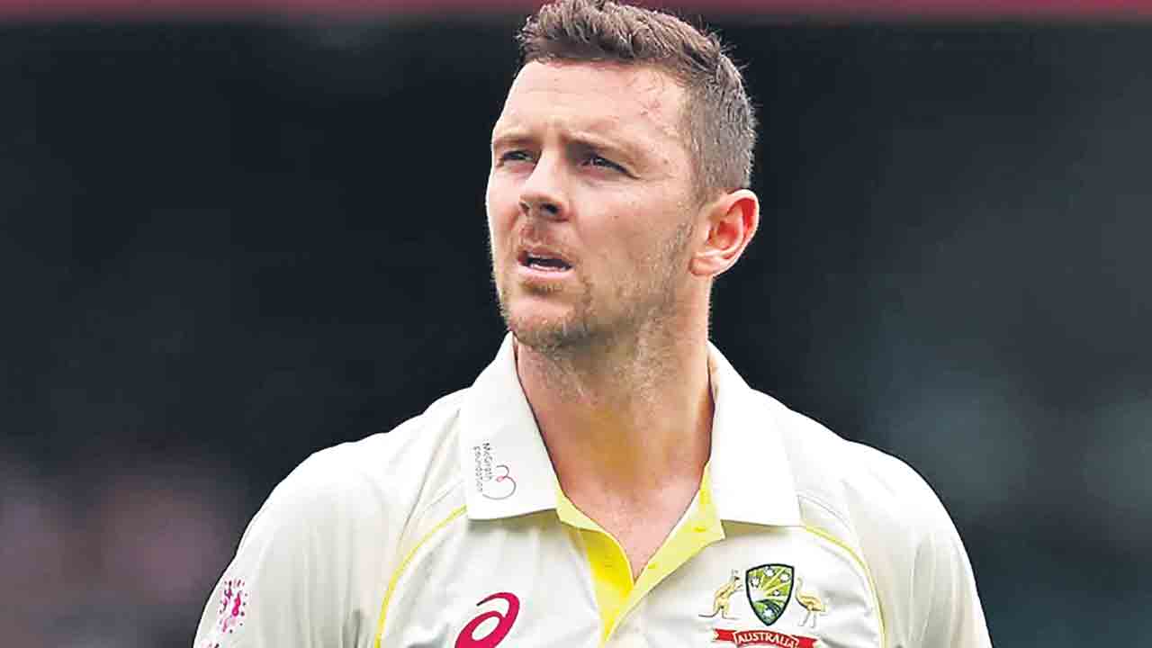 హాజిల్‌వుడ్‌ ఫిట్‌.. అబాట్‌ ఔట్‌