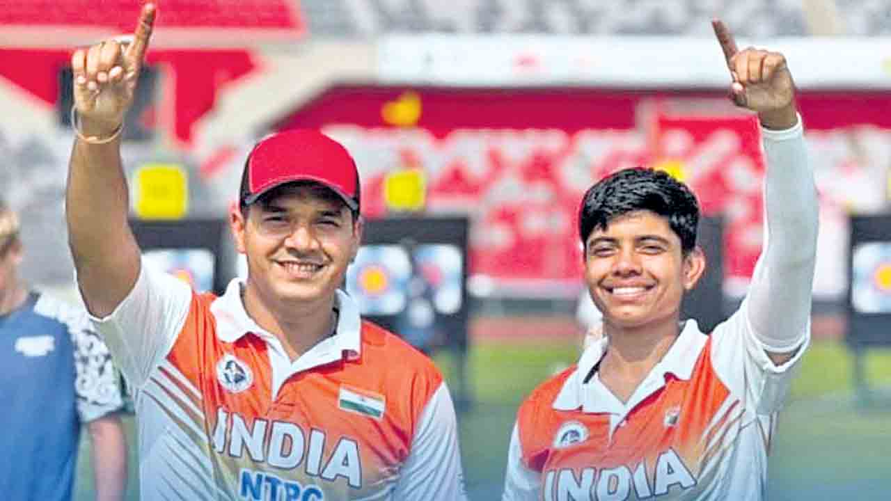 ఆర్చర్ల జోరు