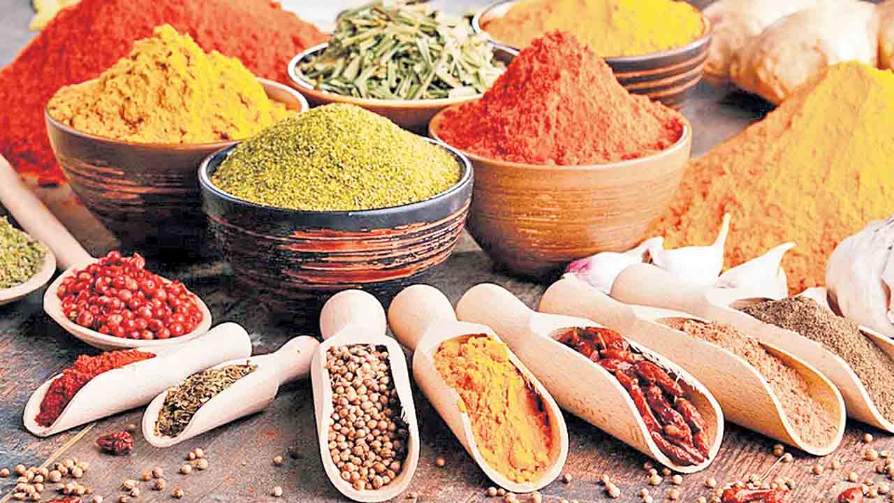 200 ఆహారోత్పత్తులపై టారిఫ్‌ ఉపసంహరణ