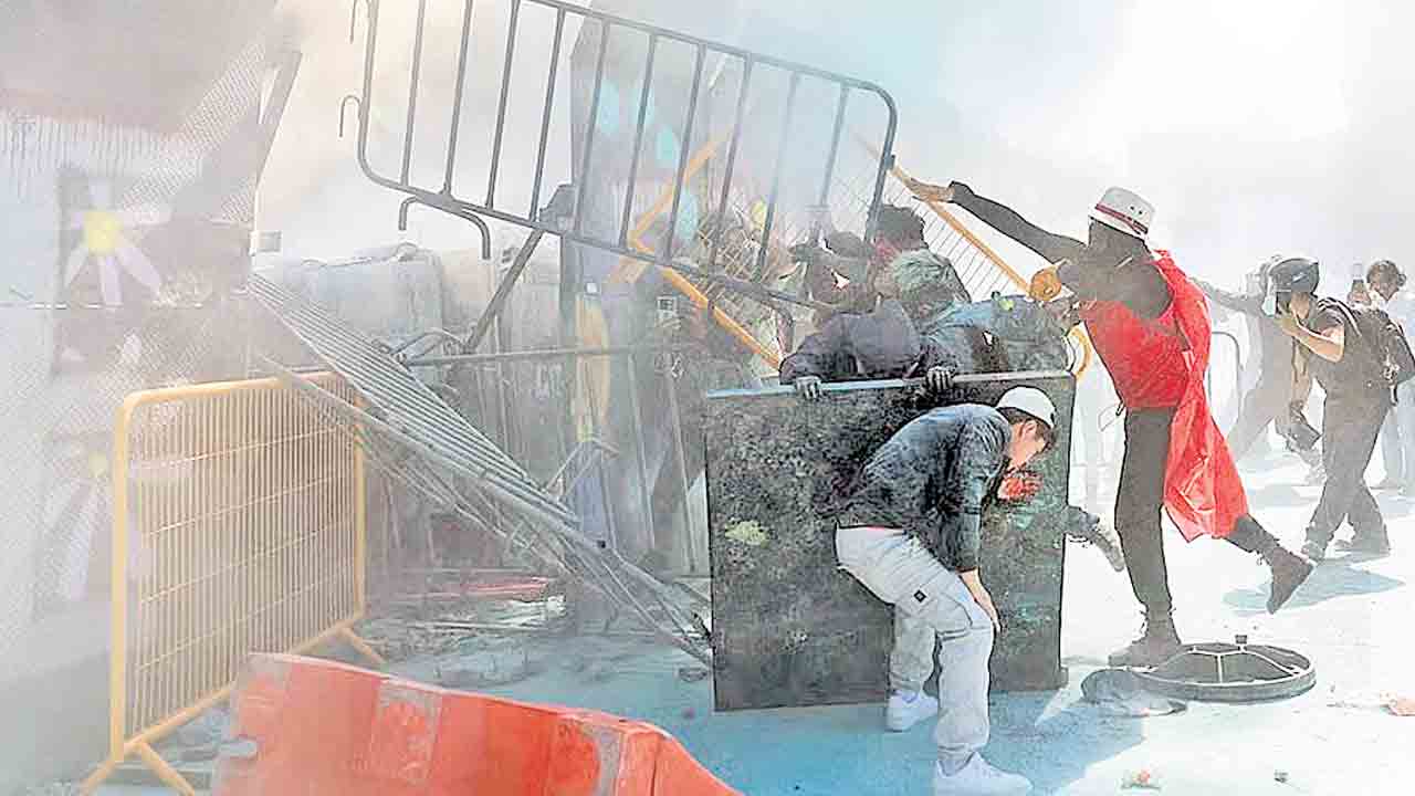 మెక్సికోలో జెన్‌జీ నిరసనలు.. ప్రభుత్వ అవినీతికి వ్యతిరేకంగా యువత ఉద్యమం