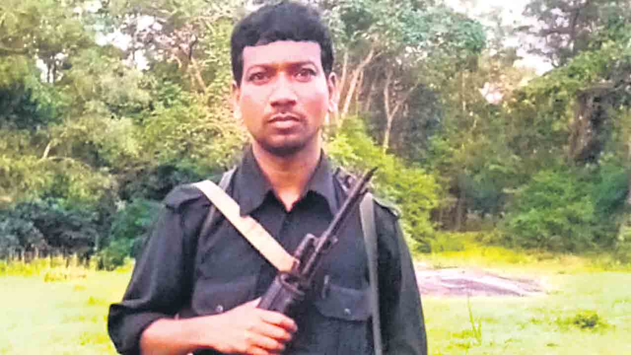 హిడ్మా ఎన్‌కౌంటర్‌.. నేలకొరిగిన మావోయిస్టు పార్టీ అగ్రనేత