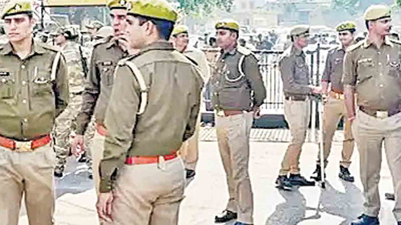 48 రోజులపాటు మహిళపై నలుగురి గ్యాంగ్‌ రేప్‌