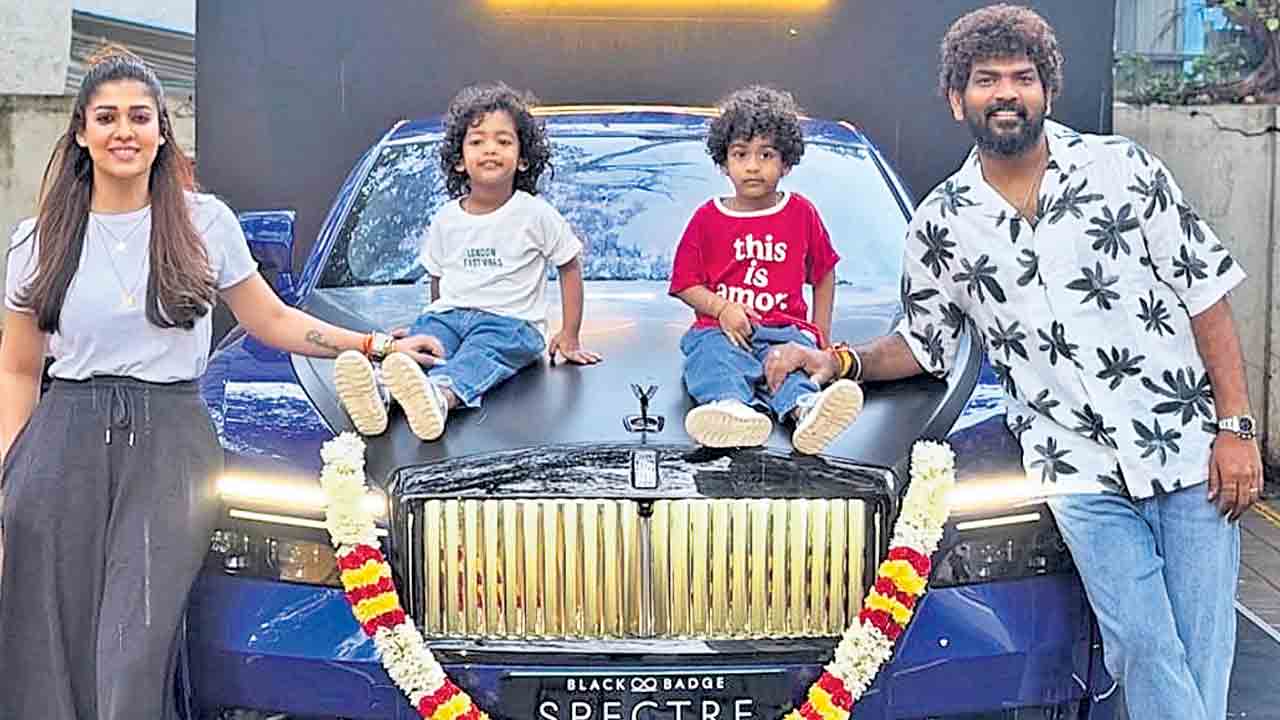 పదికోట్ల పుట్టినరోజు కానుక