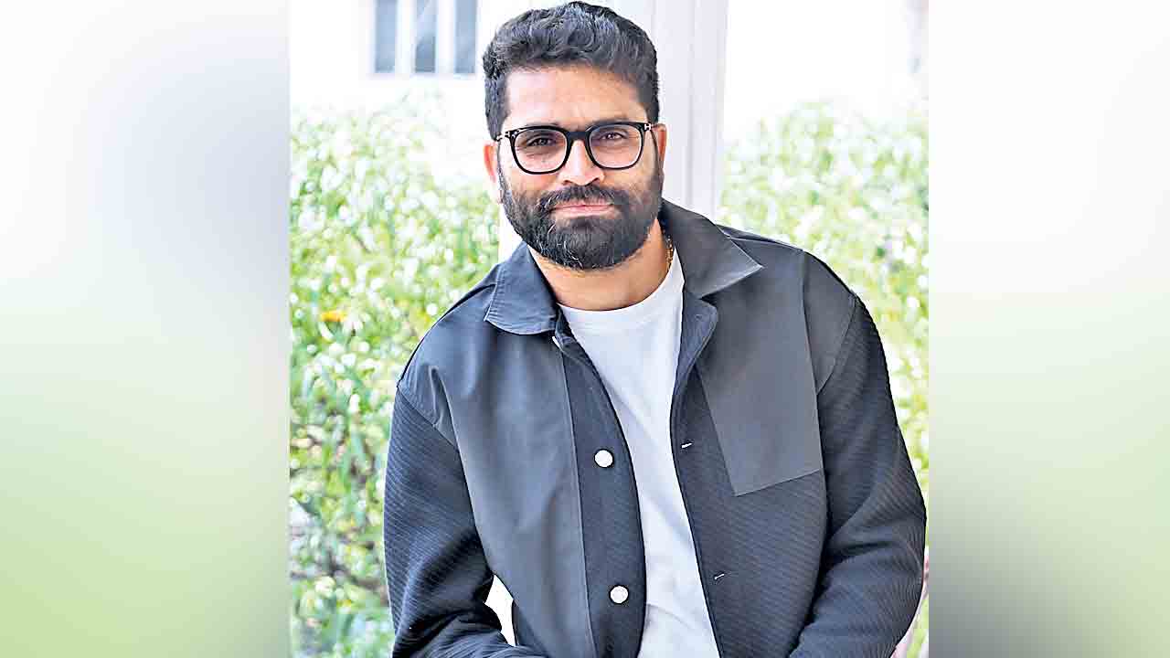 ప్రజలు మెచ్చే పాటనే అందిస్తా!