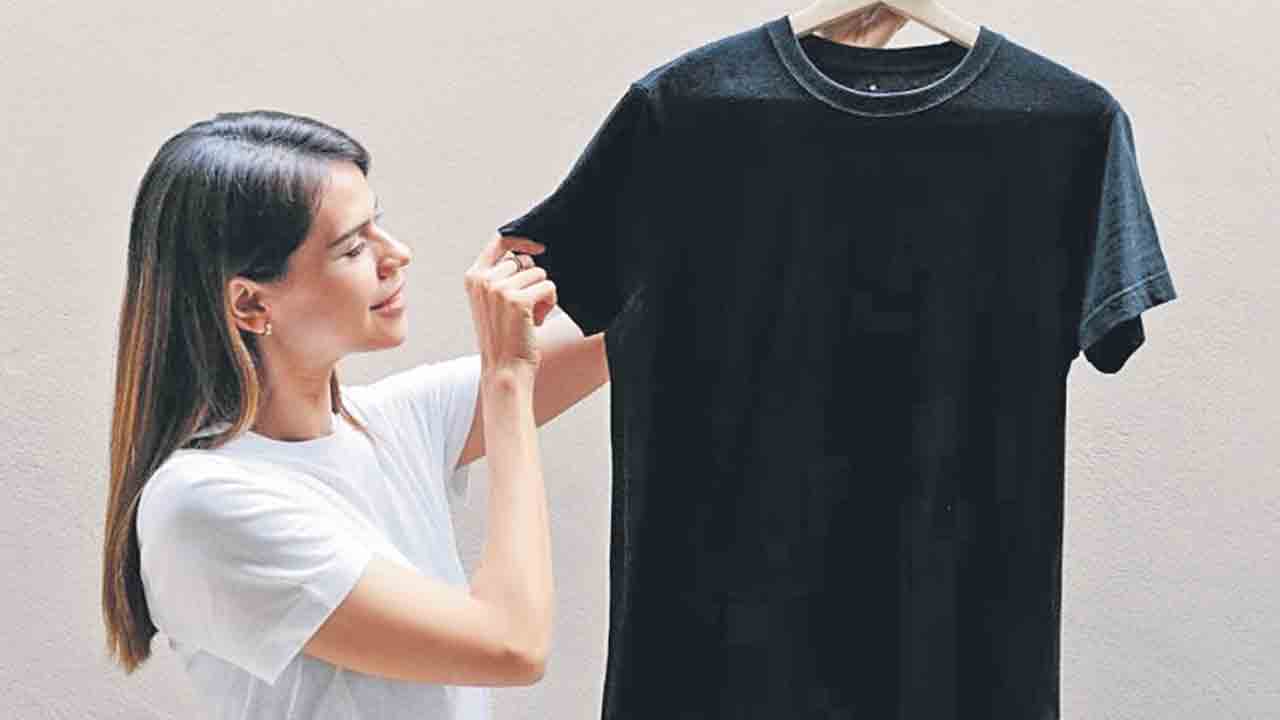 నలుపు మెరుపు తగ్గొద్దంటే..