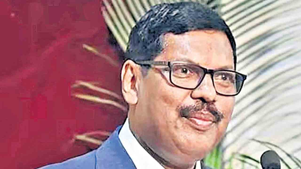 బిల్లులను గవర్నర్లునిరవధికంగా తొక్కిపెట్టరాదు!