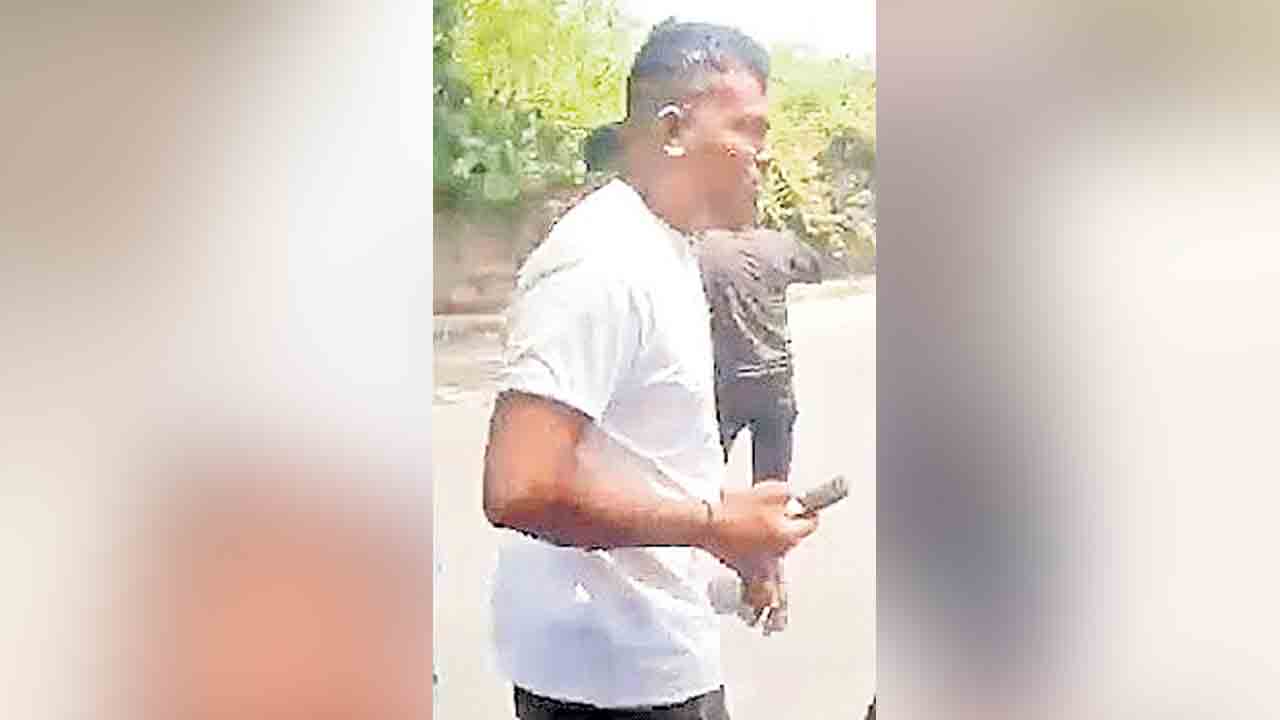 మృత్యువును గెలిచి, మానసిక అగాథంలోకి