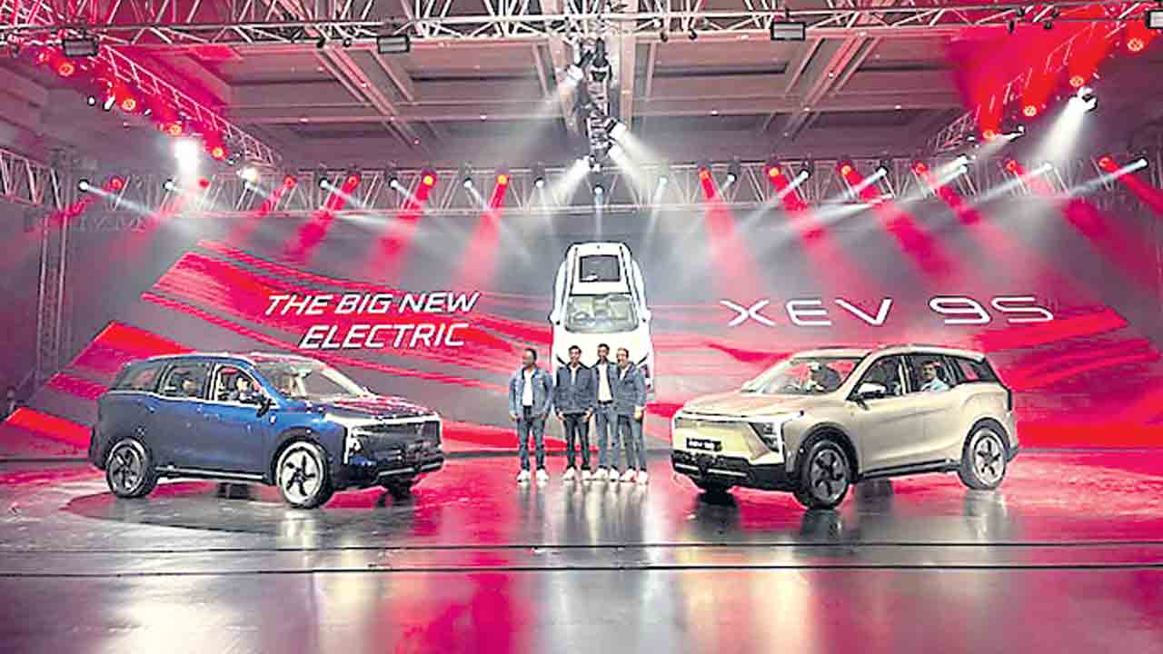 మహీంద్రా సరికొత్త ఈవీ..గరిష్ఠ ధర రూ.29.45 లక్షలు