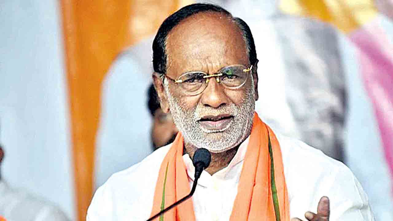 బీసీలకు కాంగ్రెస్‌ వెన్నుపోటు