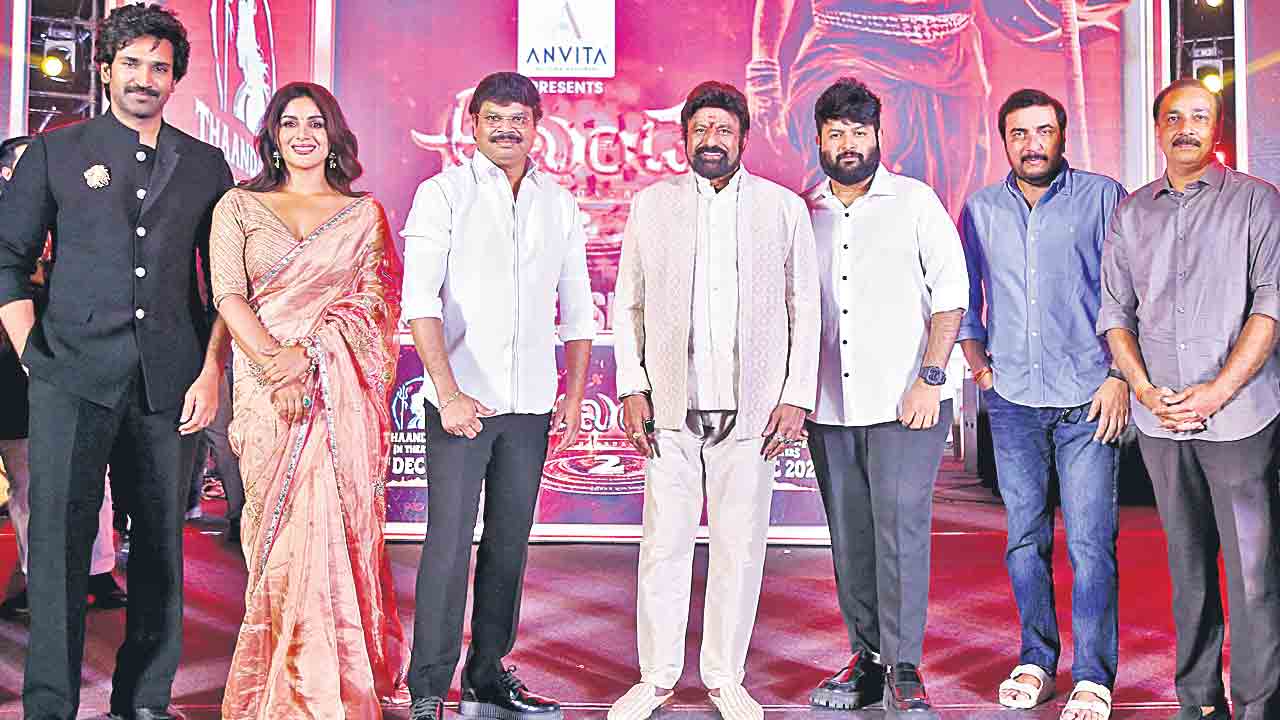 సనాతనధర్మ పరాక్రమాన్ని చూస్తారు