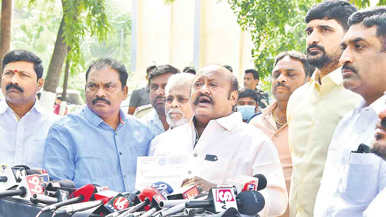 రాజకీయాలు కాదు.. రైతుల కోసం మా పోరాటం