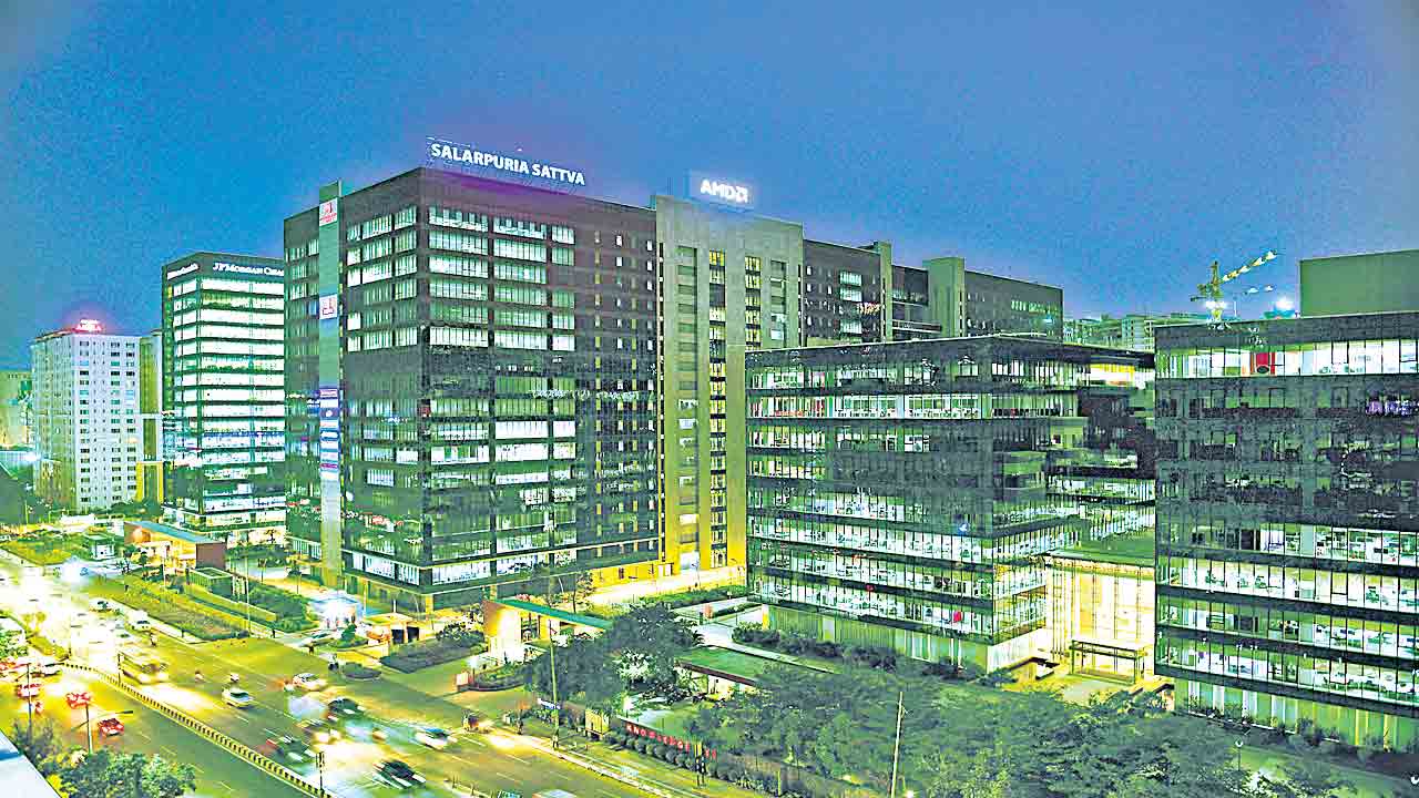 హైదరాబాద్‌, బెంగళూర్లదే హవా