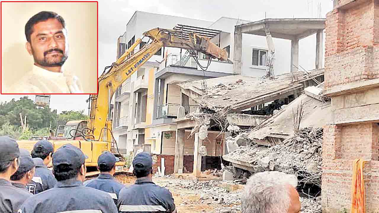 ఇల్లు పోయింది.. ఈఎంఐ మిగిలింది!