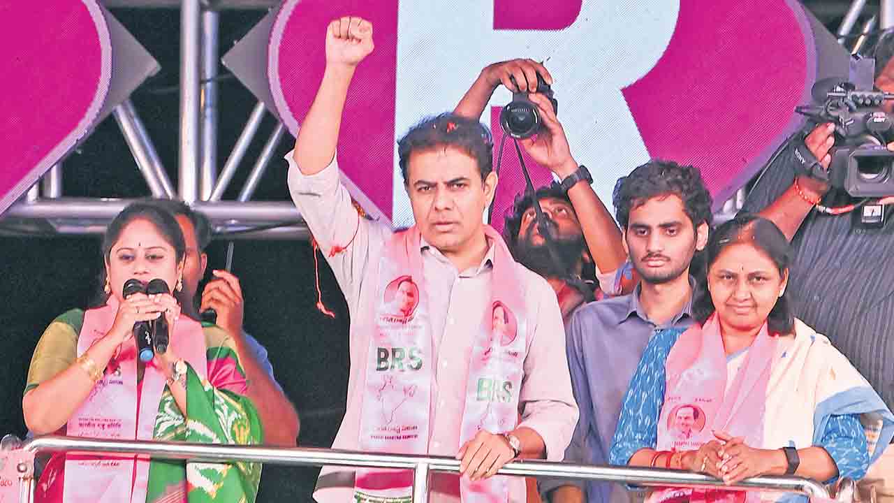 హైదరాబాద్‌ రెండేండ్లలోనే బర్బాద్‌