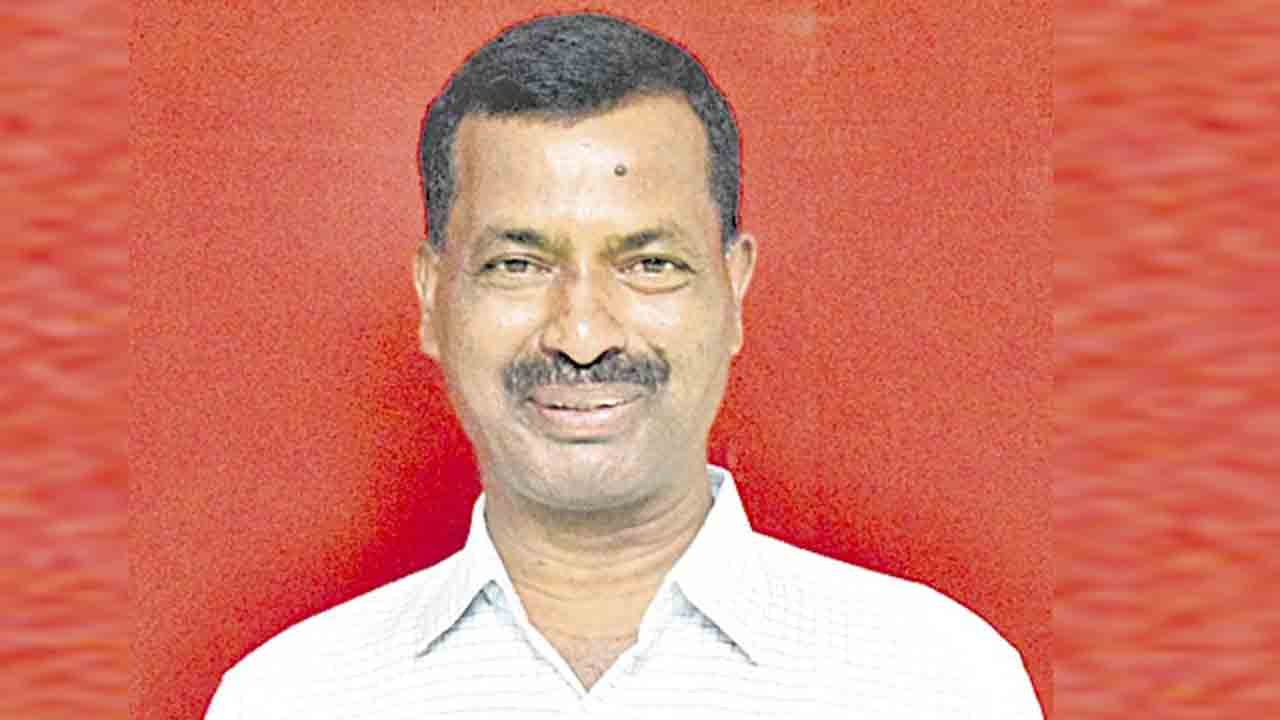 చేనేత సంఘాలకు ఎన్నికలు నిర్వహించాలి