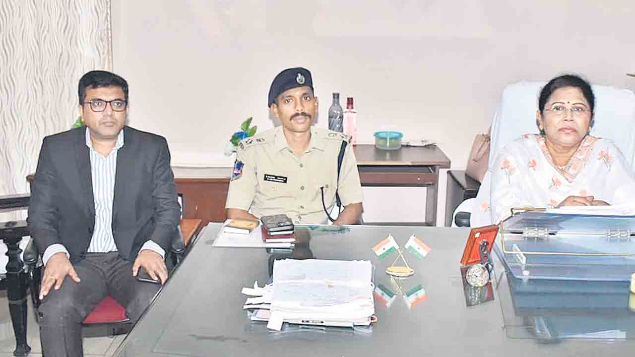 15న స్పెషల్‌ లోక్‌ అదాలత్‌