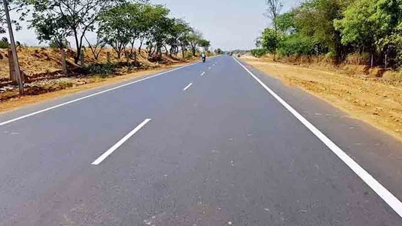 ప్రాణాంతక రోడ్డు విస్తరణకు ‘గ్రీన్‌’సిగ్నల్