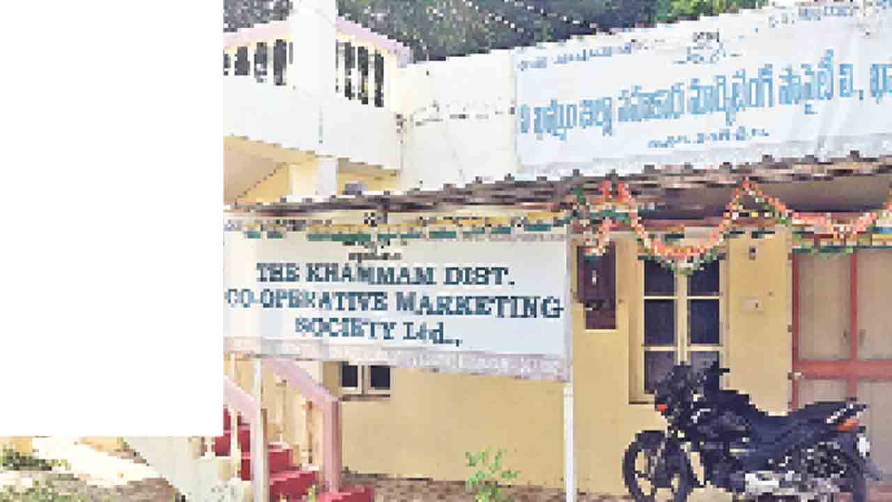 అన్నదాతకు వెన్నుపోటు ?