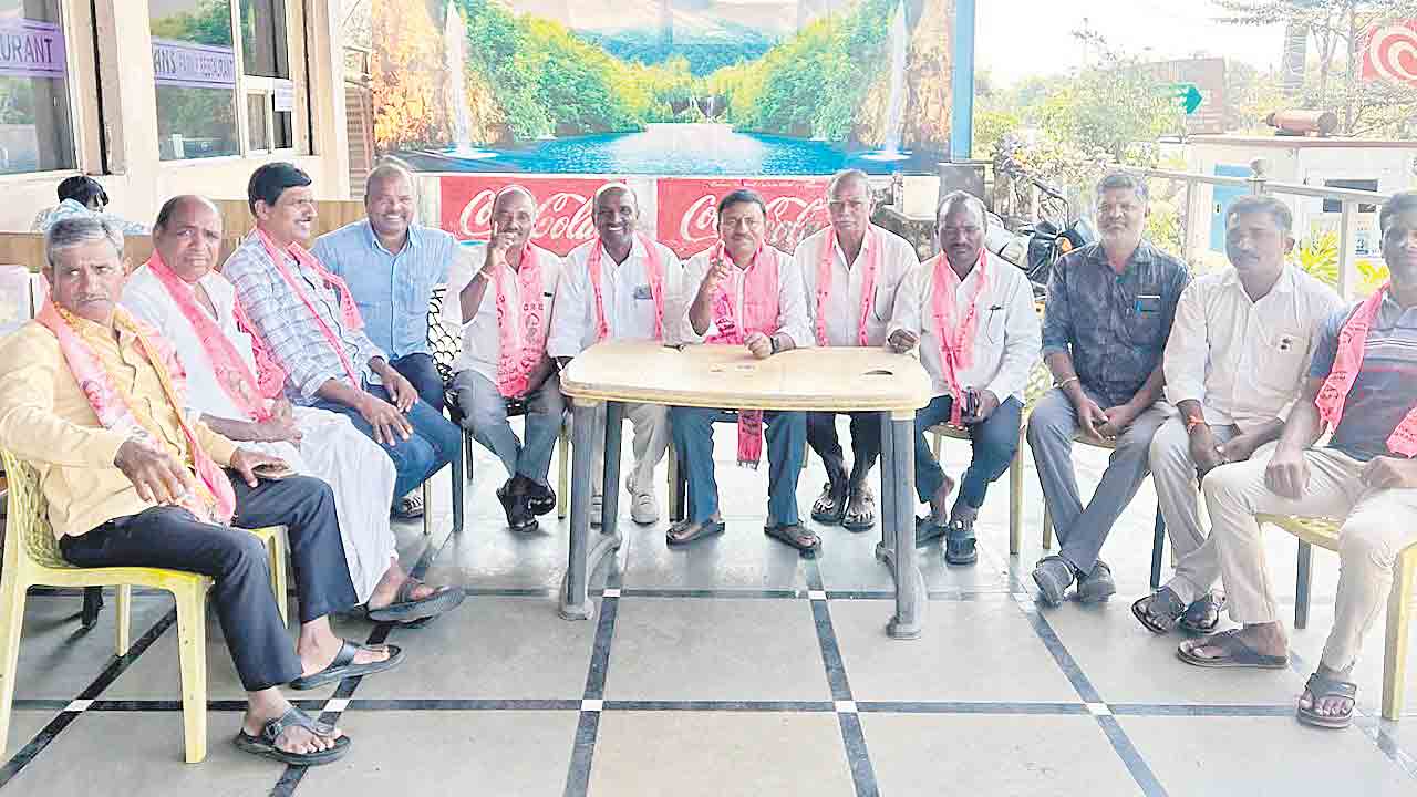 రైతులపై కేసులు పెట్టడం తగదు