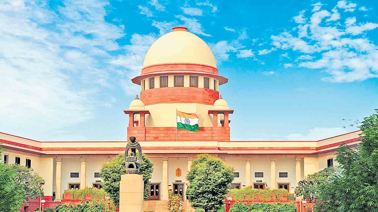 టాప్‌ కోర్టు ఆదేశించినా పెడచెవినపెడ్తారా?.. స్పీకర్‌కు రాజ్యాంగ రక్షణ ఉండబోదని గుర్తించండి.. సుప్రీంకోర్టు తీవ్ర ఆగ్రహం