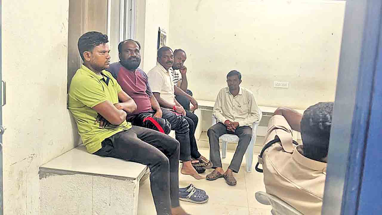 నిరసన తెలిపినా కేసులు