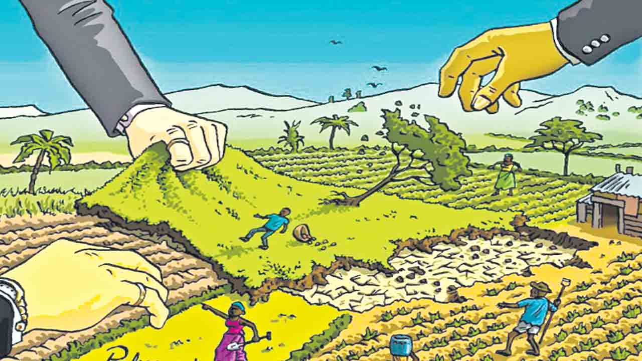 రైతులపై కేసులు..పెద్దలకు కాసులు