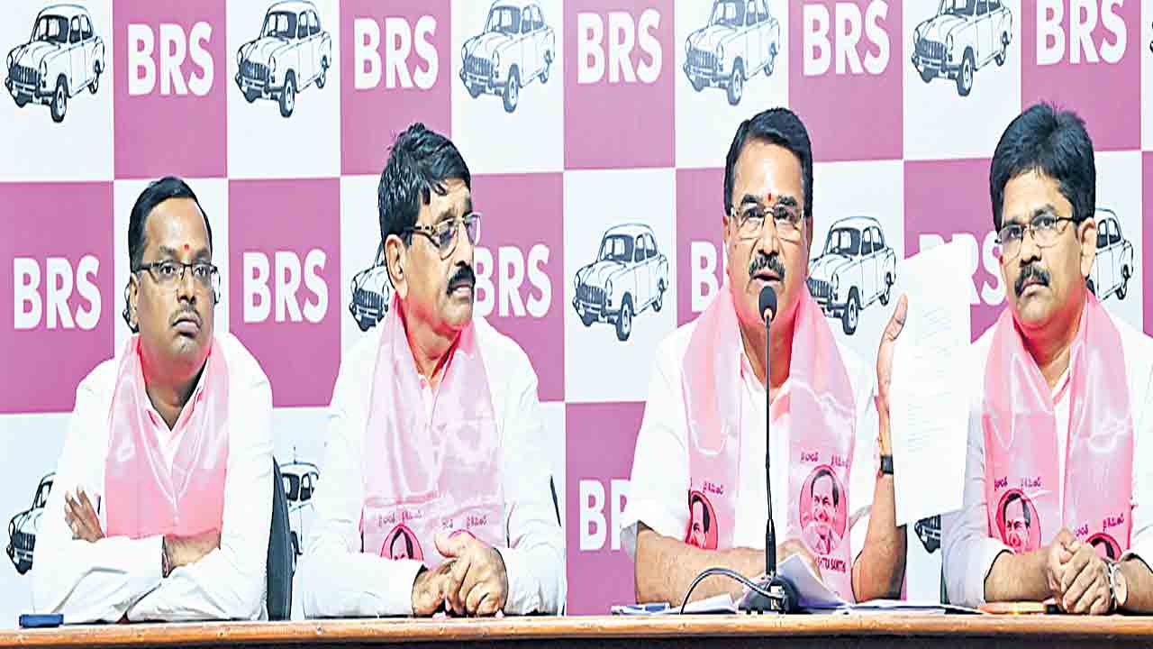 ఎస్‌ఎల్‌బీసీ చరిత్ర తెలియని రేవంత్‌